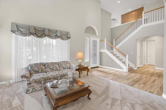 Detail Gallery Image 10 of 65 For 23860 Hollingsworth Dr, Murrieta,  CA 92562 - 4 Beds | 4 Baths