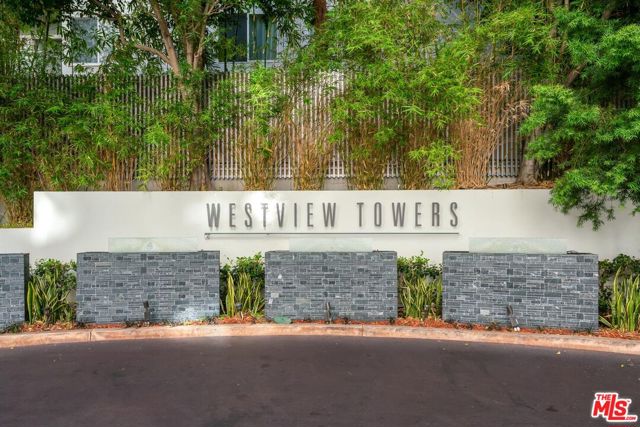1155 North La Cienega Boulevard, PH8 photo 5