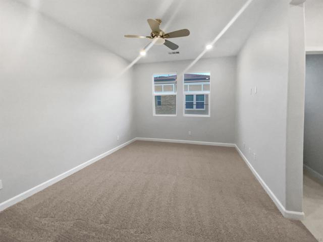 1206 Sunrise Vw, San Marcos CA: https://media.crmls.org/mediaz/d8cf39f3-c0eb-44f0-b23e-42a31ed1340b.jpg