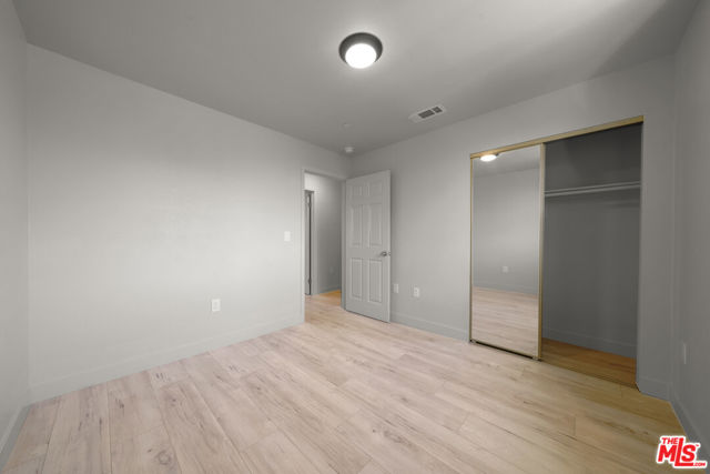 236 W 84th Place, Los Angeles CA: https://media.crmls.org/mediaz/d8d04cba-5d8e-463d-9901-a85e38488fdc.jpg
