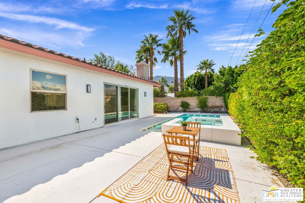 MLS #25594903PS image #25