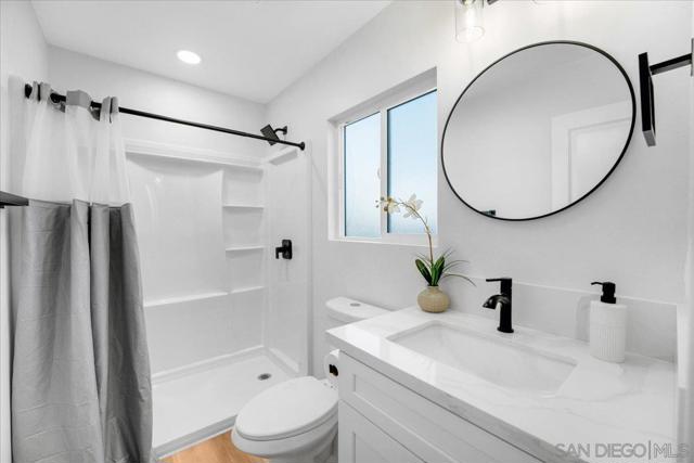 3905 3909 Cottonwood St, San Diego CA: https://media.crmls.org/mediaz/d8d2769a-2c8e-4f3b-ac97-f672cda7fa86.jpg