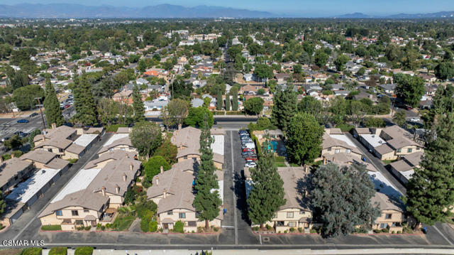 8235 Mason Avenue, Winnetka CA: https://media.crmls.org/mediaz/d8d276be-5c66-4c4c-9e7e-40ea9a671625.jpg