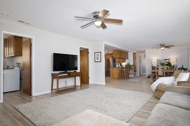 Detail Gallery Image 10 of 40 For 500 Beaumont Dr, Vista,  CA 92084 - 4 Beds | 3/1 Baths