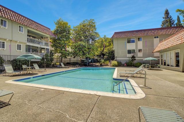223 Kiely Boulevard, Santa Clara CA: https://media.crmls.org/mediaz/d8d5e340-10f3-4c4a-94e8-aa75c6946134.jpg