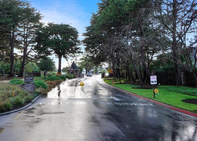 321 Eagle Trace Drive, Half Moon Bay CA: https://media.crmls.org/mediaz/d8d63b9a-381c-4cd2-9457-050a44b9926b.jpg