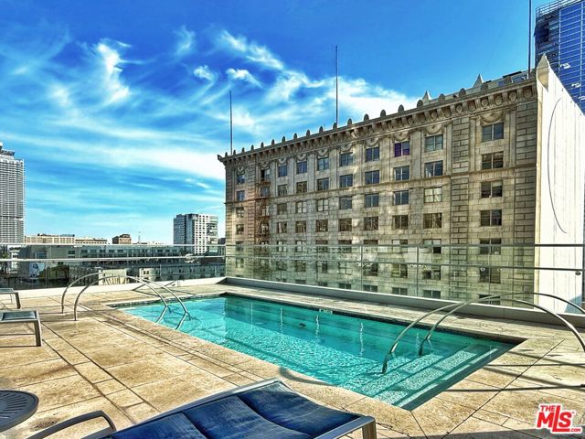 717 W Olympic Boulevard, Los Angeles CA: https://media.crmls.org/mediaz/d8d69749-596c-478b-9a22-f85e3eab0ae2.jpg