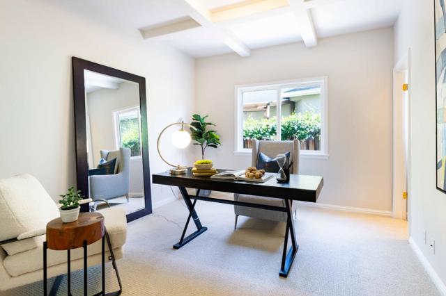 850 Arroyo Court, Palo Alto CA: https://media.crmls.org/mediaz/d8d6a8fe-363f-40bd-bf9c-b593d8189931.jpg