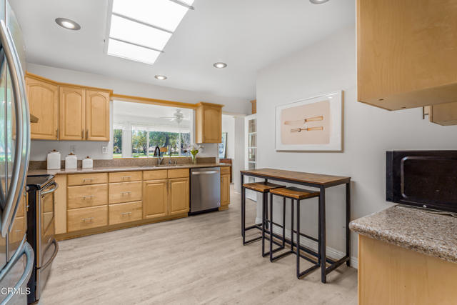 Detail Gallery Image 10 of 34 For 8126 Village 8, Camarillo,  CA 93012 - 2 Beds | 2 Baths