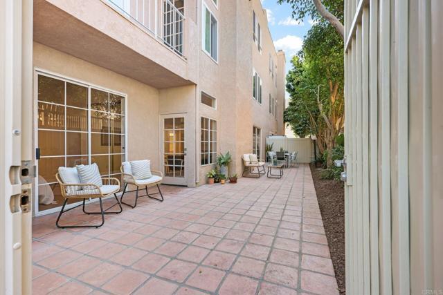 Detail Gallery Image 28 of 38 For 521 Arbor Dr #105,  San Diego,  CA 92103 - 2 Beds | 2/1 Baths
