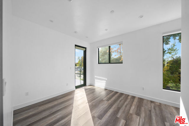 5812 Willis Avenue, Sherman Oaks CA: https://media.crmls.org/mediaz/d8d85b1a-064e-4ff4-a863-c408f3675a35.jpg