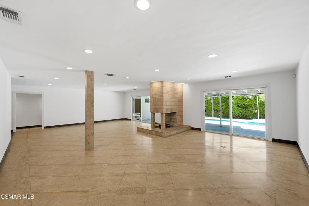 MLS #226003024 image #6