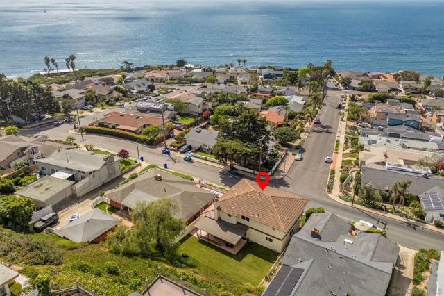 775 Cornish Dr., San Diego CA: https://media.crmls.org/mediaz/d8e00d49-9483-44af-aa40-f66cb9432631.jpg
