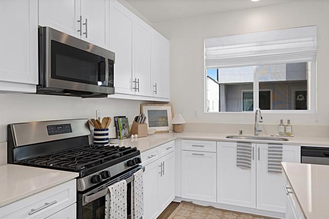 Detail Gallery Image 16 of 46 For 5464 Shorefront Dr #148,  San Diego,  CA 92154 - 4 Beds | 3/1 Baths