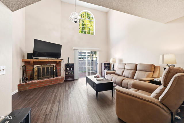 Detail Gallery Image 5 of 37 For 3429 Rio Hato Ct, Camarillo,  CA 93010 - 2 Beds | 2 Baths