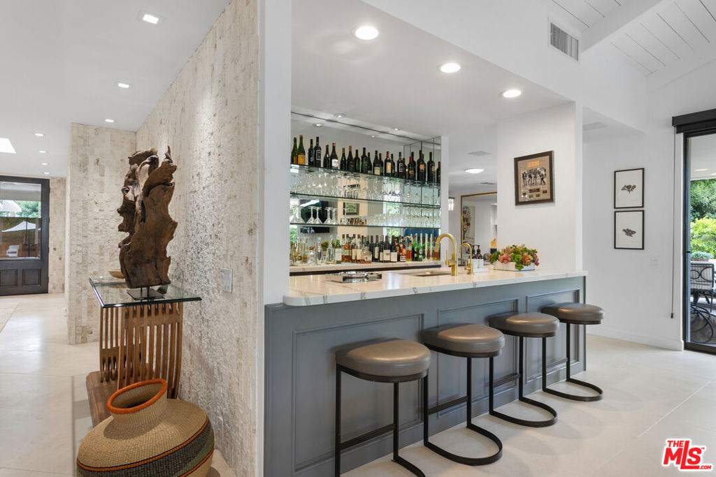 MLS #25563839 image #14