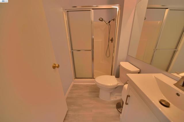 1425 Forest Dr, Turlock CA: https://media.crmls.org/mediaz/d8e29633-a5ad-4b0a-85ff-710db93ae620.jpg