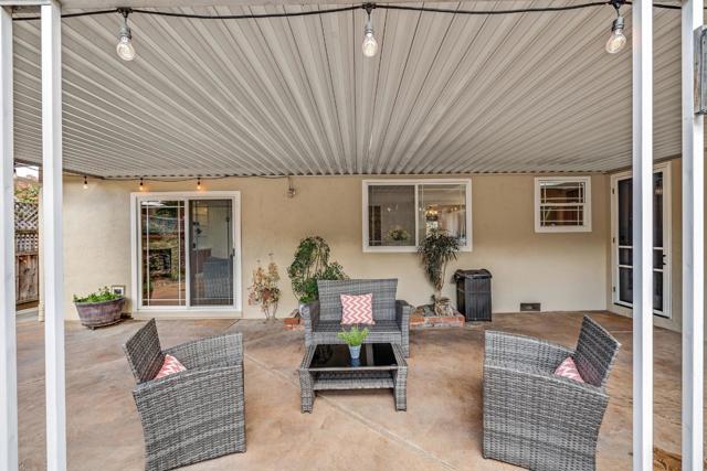 435 Ewing Drive, Pleasanton CA: https://media.crmls.org/mediaz/d8e2ee91-e6e5-42c4-a36d-1451ae473b43.jpg