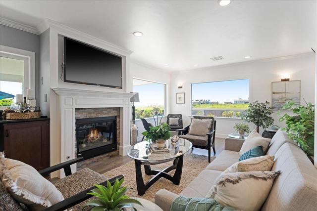 2395 Delaware Avenue, Santa Cruz CA: https://media.crmls.org/mediaz/d8e35f2b-f0cc-433e-bcfe-632bb72475ef.jpg