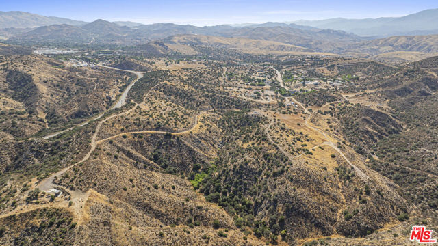 Commercial for Sale in Agua Dulce, California