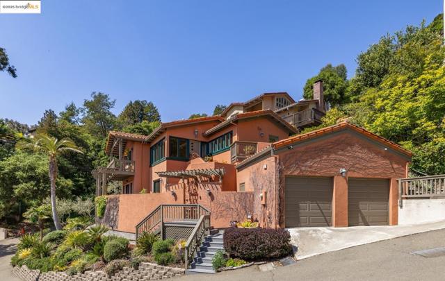 260 Alvarado Rd, Berkeley CA: https://media.crmls.org/mediaz/d8e48b16-eebb-46ee-8f03-e0dccf6b2044.jpg