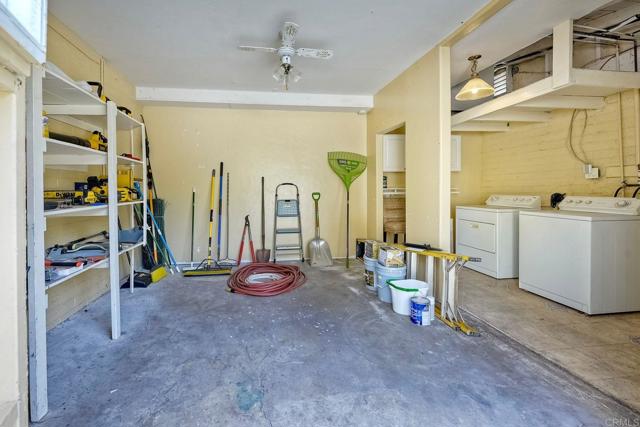 Detail Gallery Image 32 of 41 For 343 Hill Dr, Vista,  CA 92083 - 3 Beds | 2 Baths