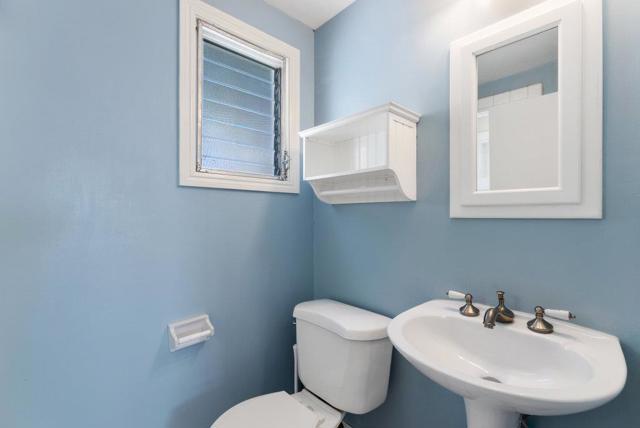 325 Beach Drive, Aptos CA: https://media.crmls.org/mediaz/d8e5433a-4e6e-49ce-be1e-2ab7eeeae14b.jpg