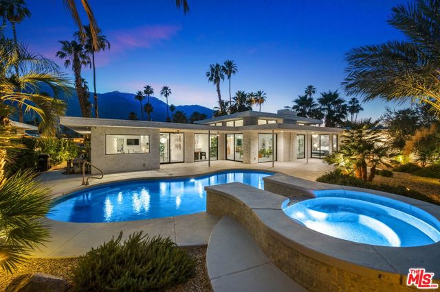 2304 S Toledo Avenue, Palm Springs, CA 92264