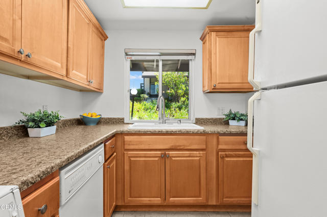 Detail Gallery Image 11 of 37 For 8780 1/2 Wyngate St, Sunland,  CA 91040 - 2 Beds | 1 Baths