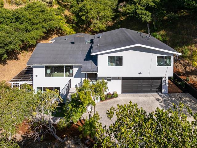 1315 Black Mountain Road, Hillsborough CA: https://media.crmls.org/mediaz/d8e8c02b-22bc-42f6-9782-f1f8db44a253.jpg