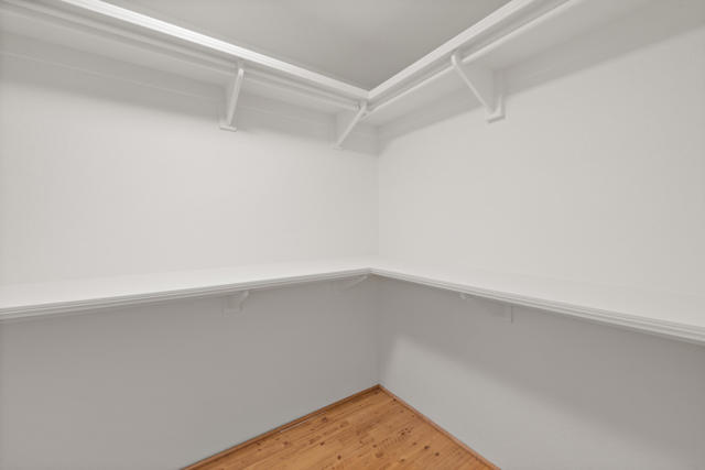 41629 Woodhaven W Drive, Palm Desert CA: https://media.crmls.org/mediaz/d8e8f0f2-719d-4126-ad9a-fd60b8c0a8e5.jpg