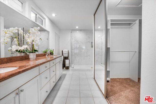 12084 London Grove Court, Moorpark CA: https://media.crmls.org/mediaz/d8e938a5-6fc3-415b-b222-c4173e50cf6a.jpg