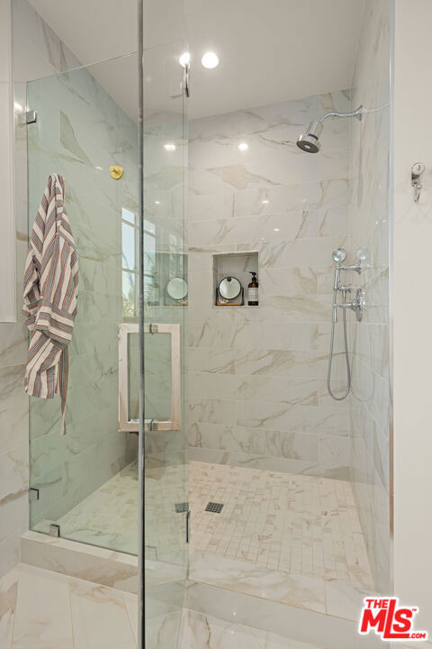 3520 Butler Avenue, Los Angeles CA: https://media.crmls.org/mediaz/d8e9e56f-df3c-4176-b603-c46dd8546ae5.jpg