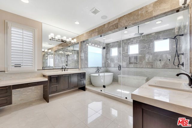 11945 Mirabel Way, Porter Ranch CA: https://media.crmls.org/mediaz/d8ea1fc5-ca59-48e9-bee6-3f700582997b.jpg