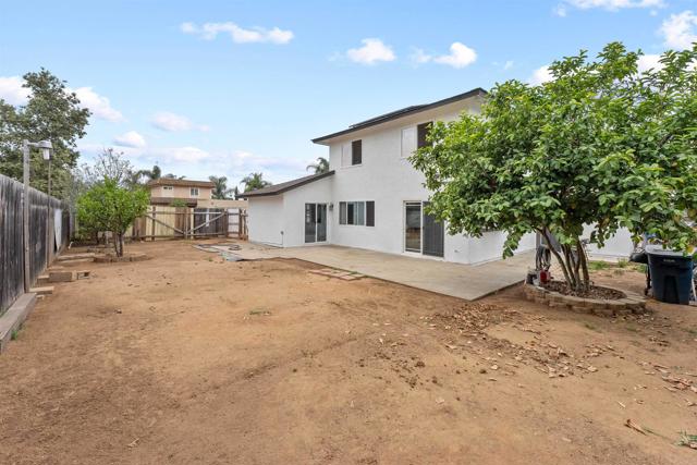 1220 Hoover Street, Escondido CA: https://media.crmls.org/mediaz/d8eb9a13-a917-453d-8e11-b57c5e62644e.jpg