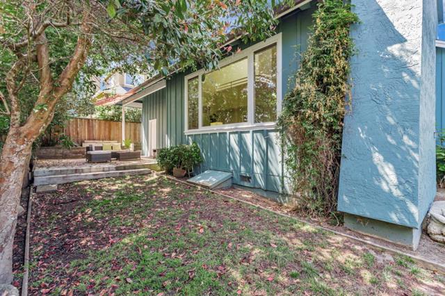2604 La Paloma Lane, Santa Cruz CA: https://media.crmls.org/mediaz/d8ec7cad-82a7-4844-b7e4-b1ab068d7cf3.jpg