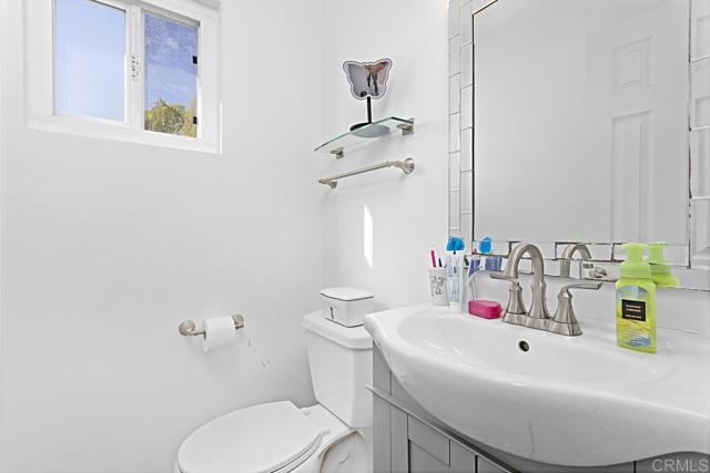 Detail Gallery Image 24 of 31 For 709 N Midway Dr, Escondido,  CA 92027 - 3 Beds | 1/1 Baths