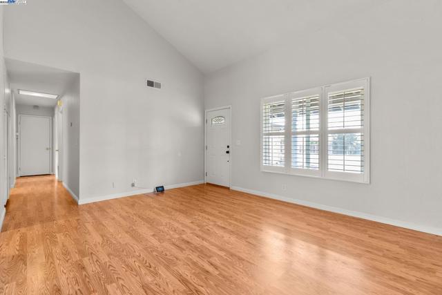 368 Helen Way, Livermore CA: https://media.crmls.org/mediaz/d8f05d2b-a56b-41c8-9524-5219def8b777.jpg