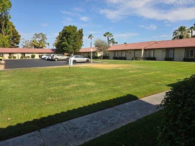 82075 Country Club Drive, Indio CA: https://media.crmls.org/mediaz/d8f06914-0bdc-44d4-b4fc-a525d3933c14.jpg