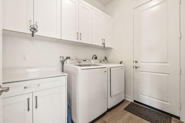 48406 Hepburn Drive, Indio CA: https://media.crmls.org/mediaz/d8f07924-b180-4965-bf72-b14504541b1f.jpg