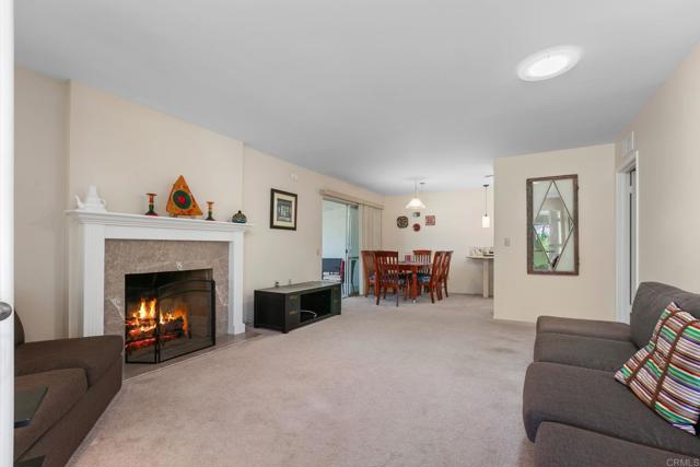 Detail Gallery Image 8 of 38 For 16684 Orilla Dr, Rancho Bernardo (San Diego),  CA 92028 - 2 Beds | 2 Baths