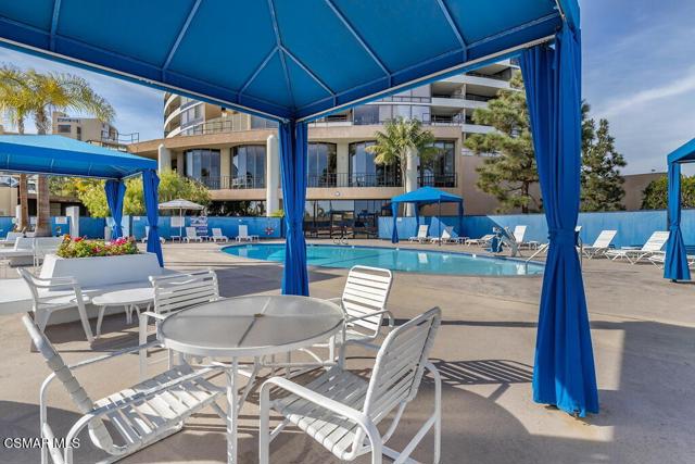 4335 Marina City, Marina del Rey CA: https://media.crmls.org/mediaz/d8f1c317-9c8b-4fda-84e4-d28a5f9ae425.jpg