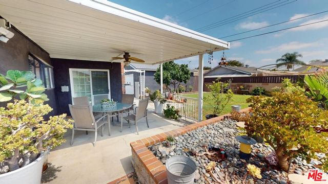 7655 El Capitan Way, Buena Park CA: https://media.crmls.org/mediaz/d8f2aa2e-e710-4721-be34-687a9c8d673e.jpg