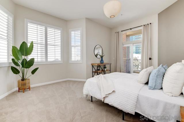 350 Nutmeg St, San Diego CA: https://media.crmls.org/mediaz/d8f39a65-7467-44ed-b338-ecf394fee6c8.jpg