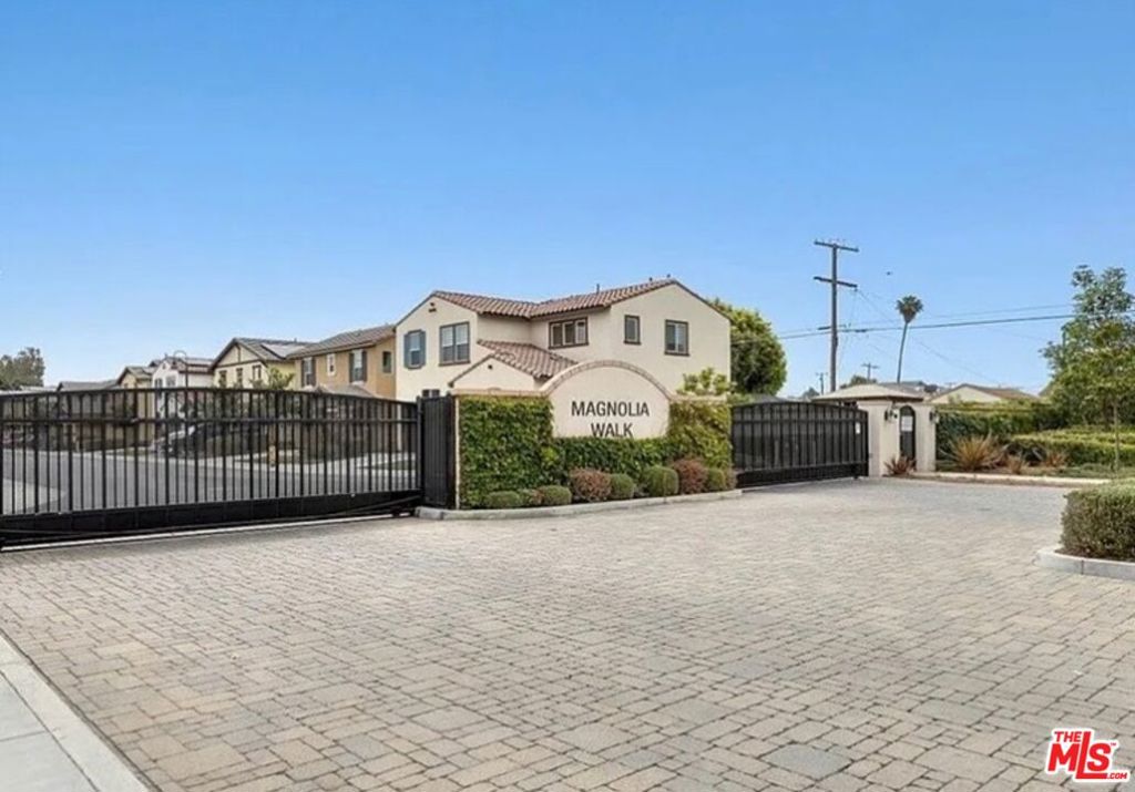 13002 Lily Place