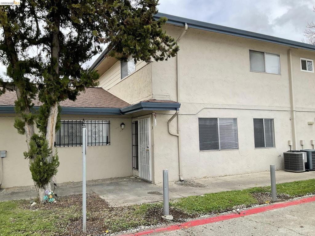 1202 Sycamore Drive
