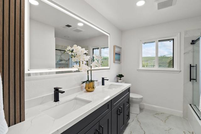 12200 Tesla Rd, Livermore CA: https://media.crmls.org/mediaz/d8f4fe63-eb30-441f-b0f2-1eda23696e5a.jpg