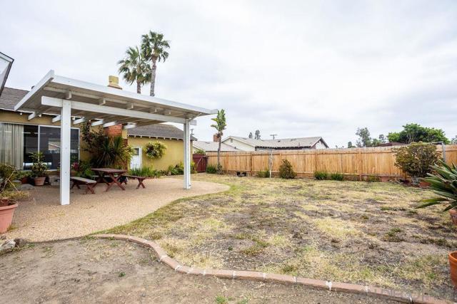 97 East Whitney Street, Chula Vista CA: https://media.crmls.org/mediaz/d8f5238b-e2c3-4f11-aebf-526a110b3655.jpg