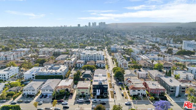 5868 Saturn Street, Los Angeles CA: https://media.crmls.org/mediaz/d8f58073-fde0-4268-a7db-aa9e986d15c1.jpg