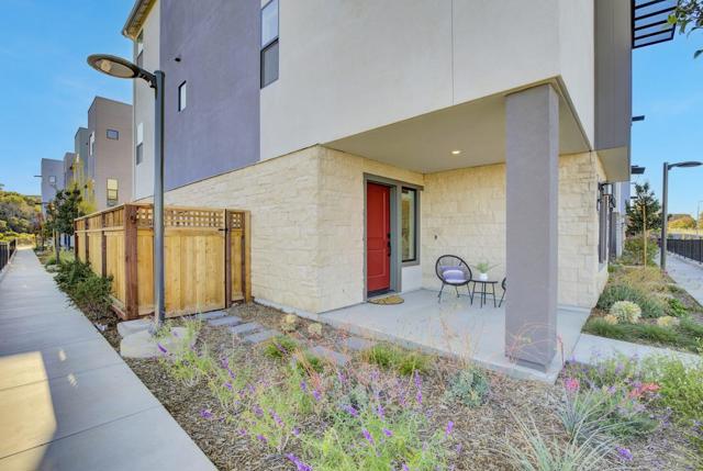 2500 Sage Street, San Mateo CA: https://media.crmls.org/mediaz/d8f6063f-7d19-47fe-9b20-278ae3f7b68a.jpg